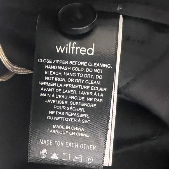 Black leather pants Wilfred size 00 - Picture 4 of 4